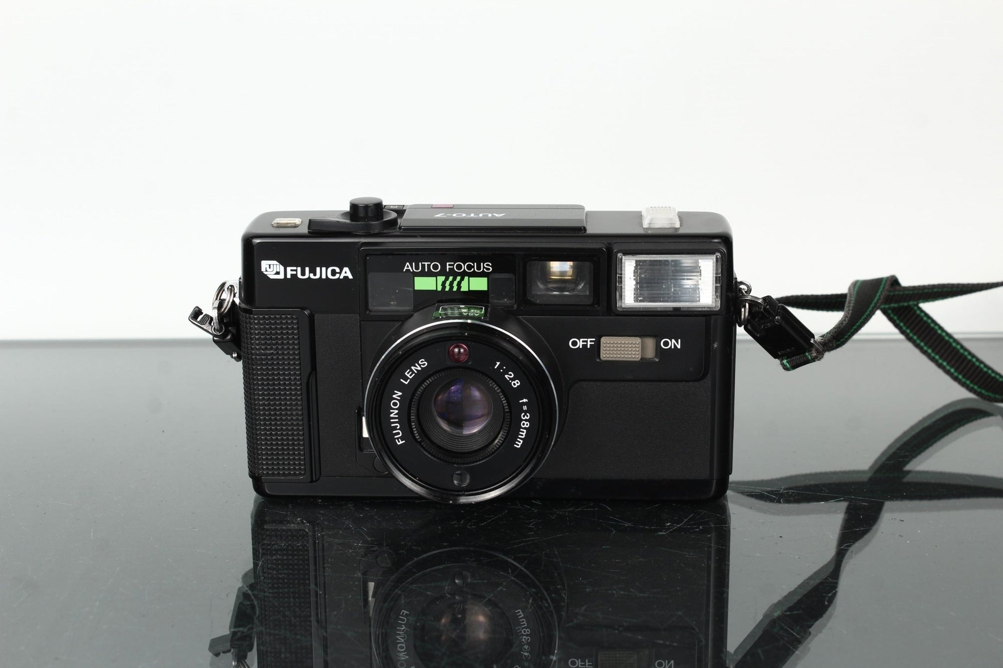 Fujica Auto - 7 - Dutch|Thrift