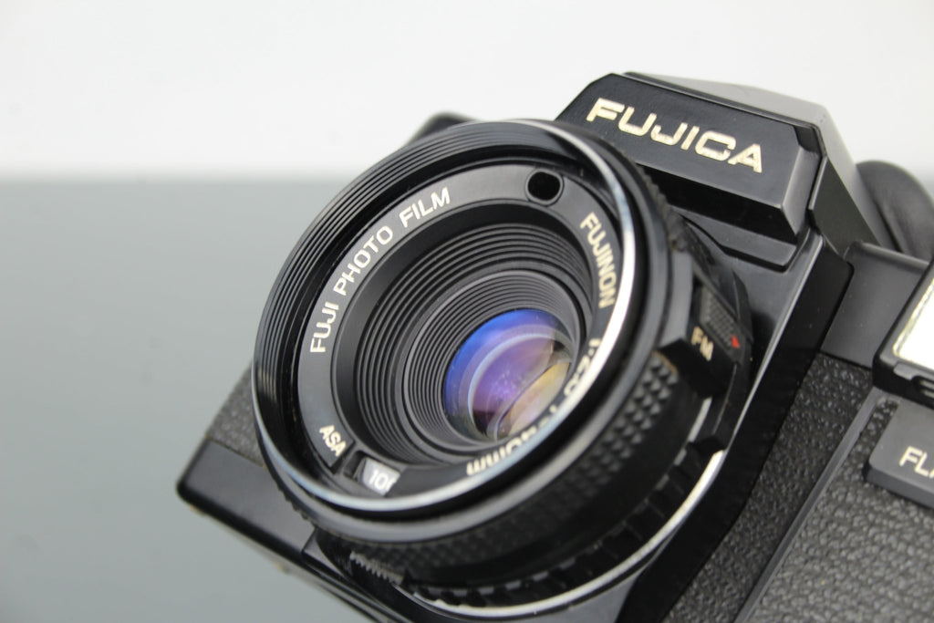 Fujica ST - F - Dutch|Thrift