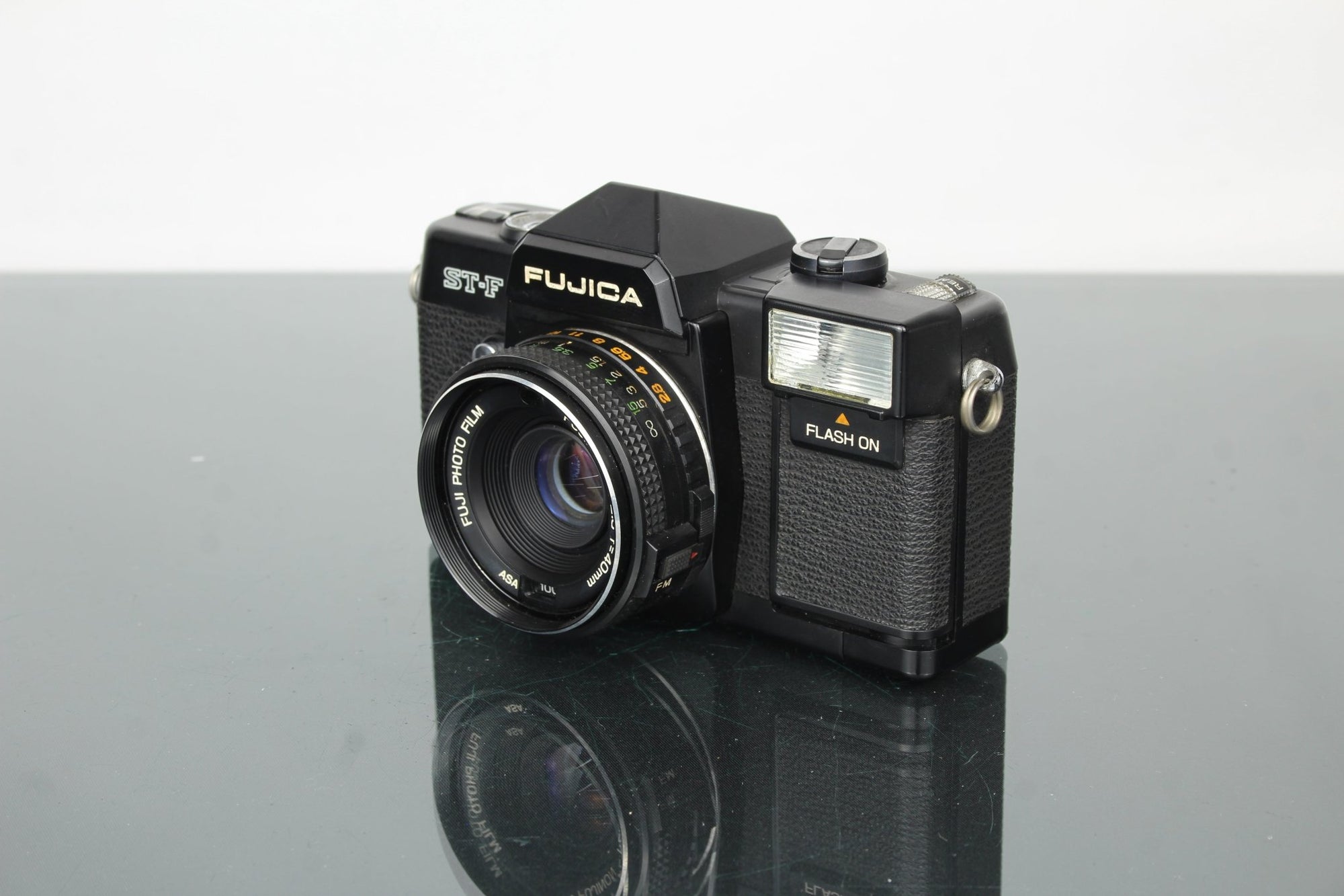 Fujica ST - F - Dutch|Thrift