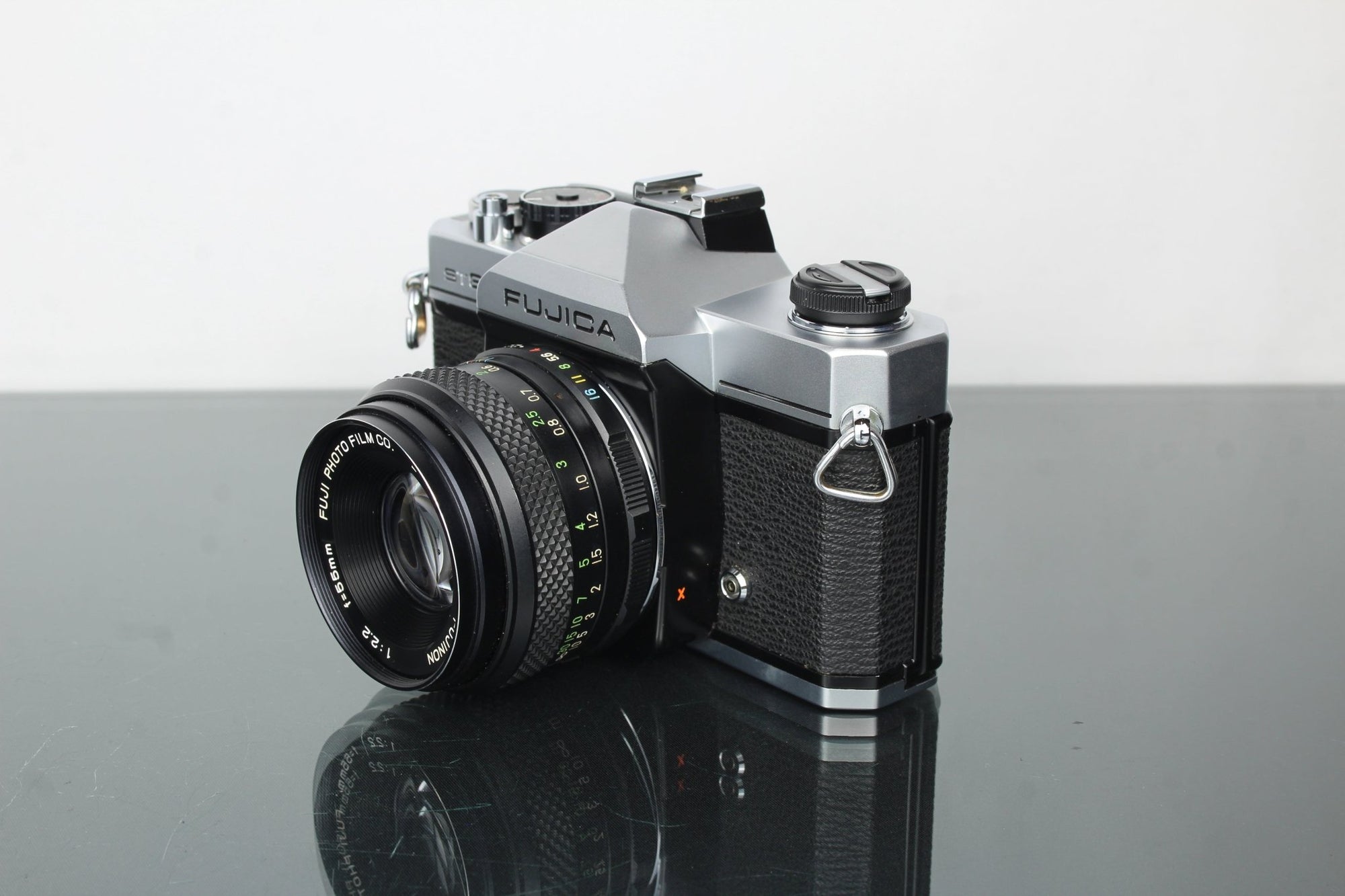 Fujica ST605 + 55mm 2.2 Fujinon lens - Dutch|Thrift