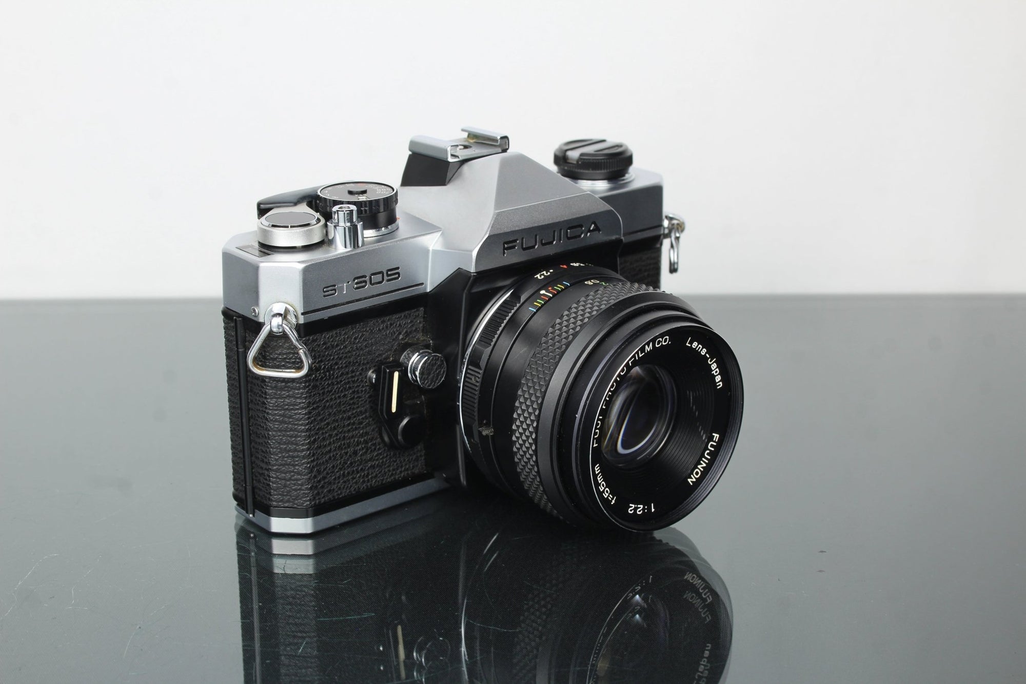 Fujica ST605 + 55mm 2.2 Fujinon lens - Dutch|Thrift