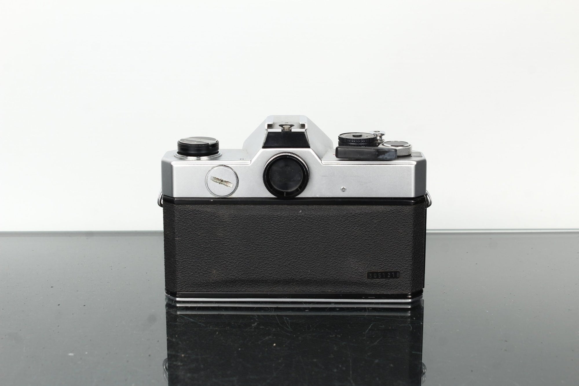 Fujica ST801 + Cosinon 28mm f/2.8 - Dutch|Thrift