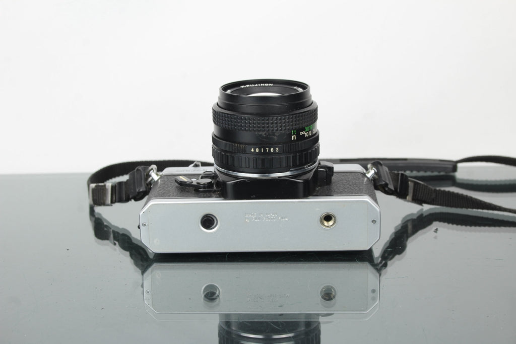 Fujica STX - 1 + 50mm 1.9 Fujinon lens - Dutch|Thrift