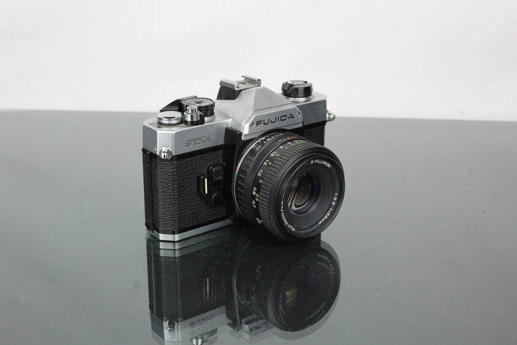 Fujica STX - 1 + X - Fujinon 55mm 1:2.2 lens - Dutch|Thrift