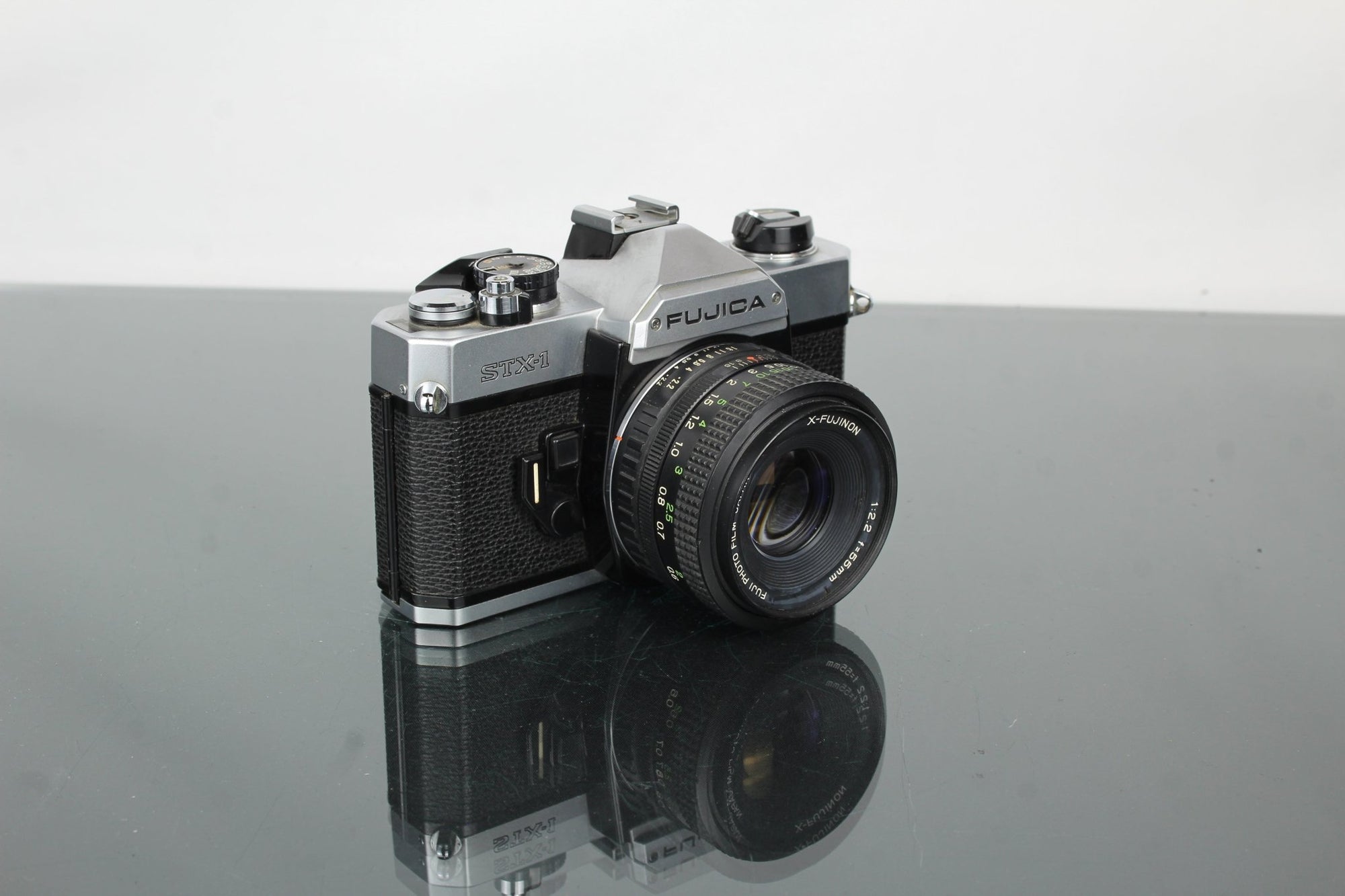 Fujica STX - 1 + X - Fujinon 55mm 1:2.2 lens - Dutch|Thrift