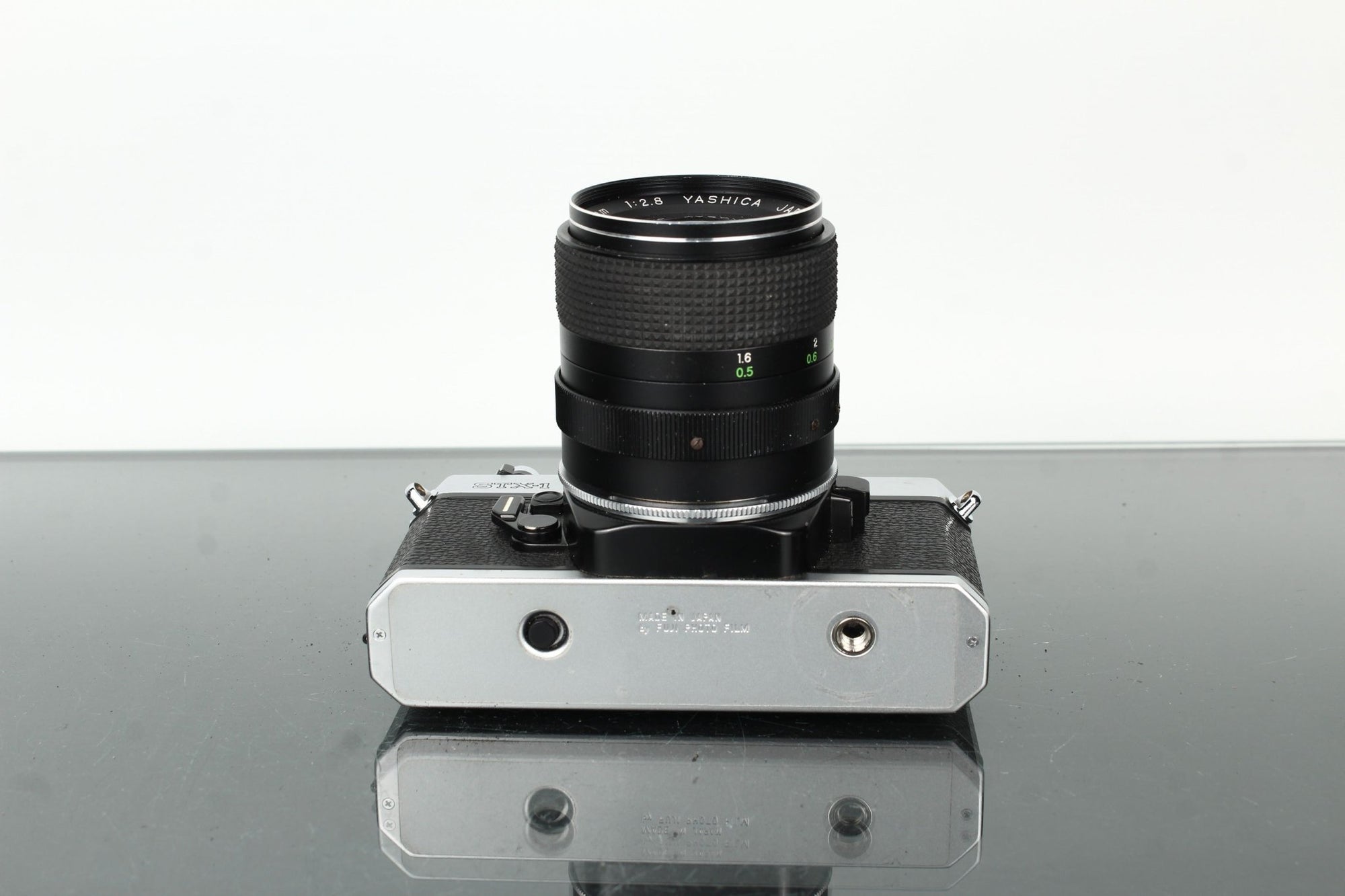 Fujica STX - 1 + Yashikor 35mm f/2.8 - Dutch|Thrift