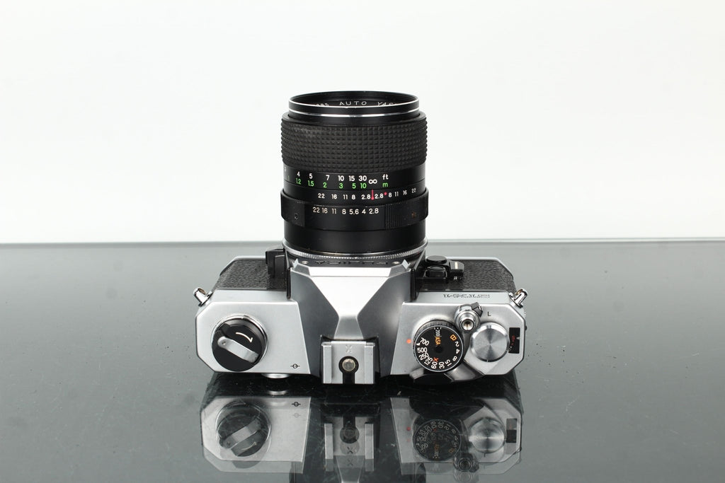 Fujica STX - 1 + Yashikor 35mm f/2.8 - Dutch|Thrift