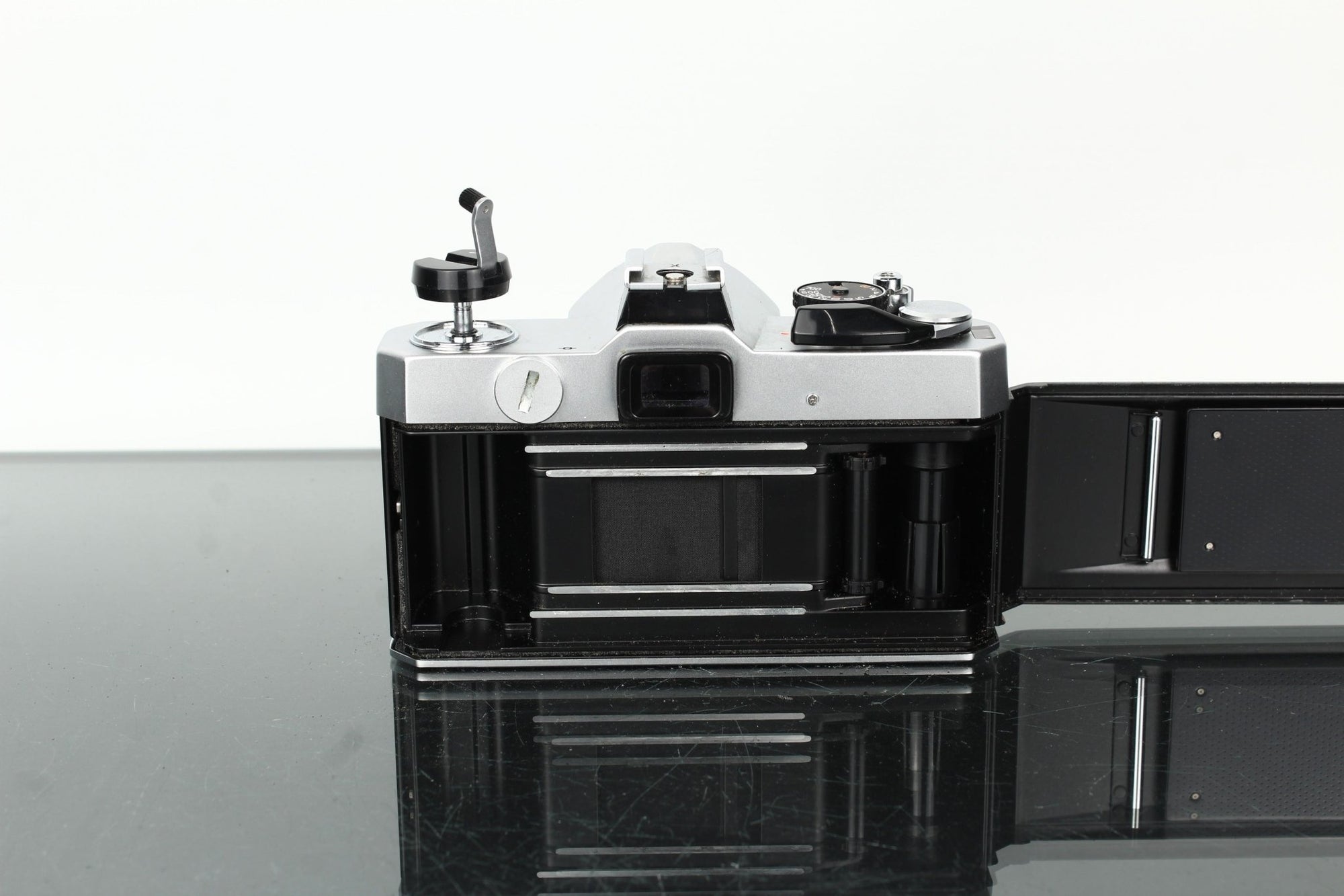 Fujica STX - 1 + Yashikor 35mm f/2.8 - Dutch|Thrift