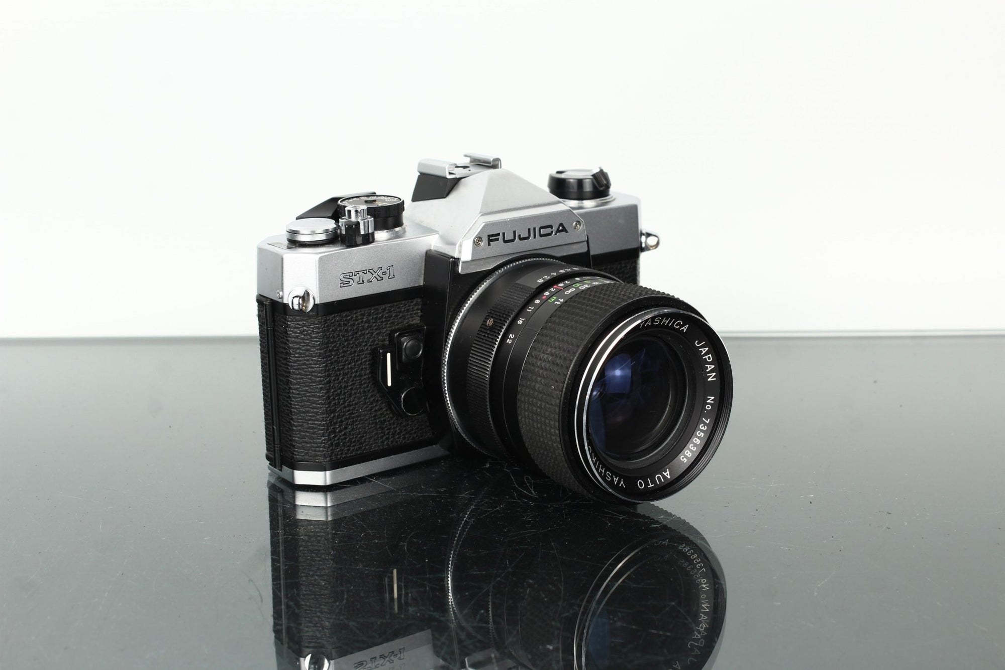 Appareil photo ancien réflex : FUJICA AX-5 + X-FUJINON 1,9/50mm - Japon Appareil photo ancien réflex : FUJICA AX-5 + X-FUJINON 1,9/50mm - Japon