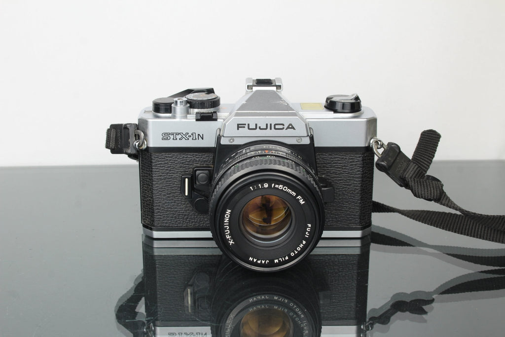 Fujica STX - 1N + X - Fujinon 50mm 1.9 lens - Dutch|Thrift