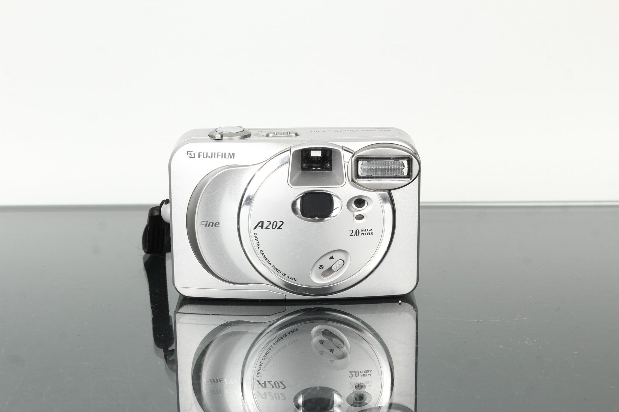 FUJIFILM FinePix A202 - Dutch|Thrift
