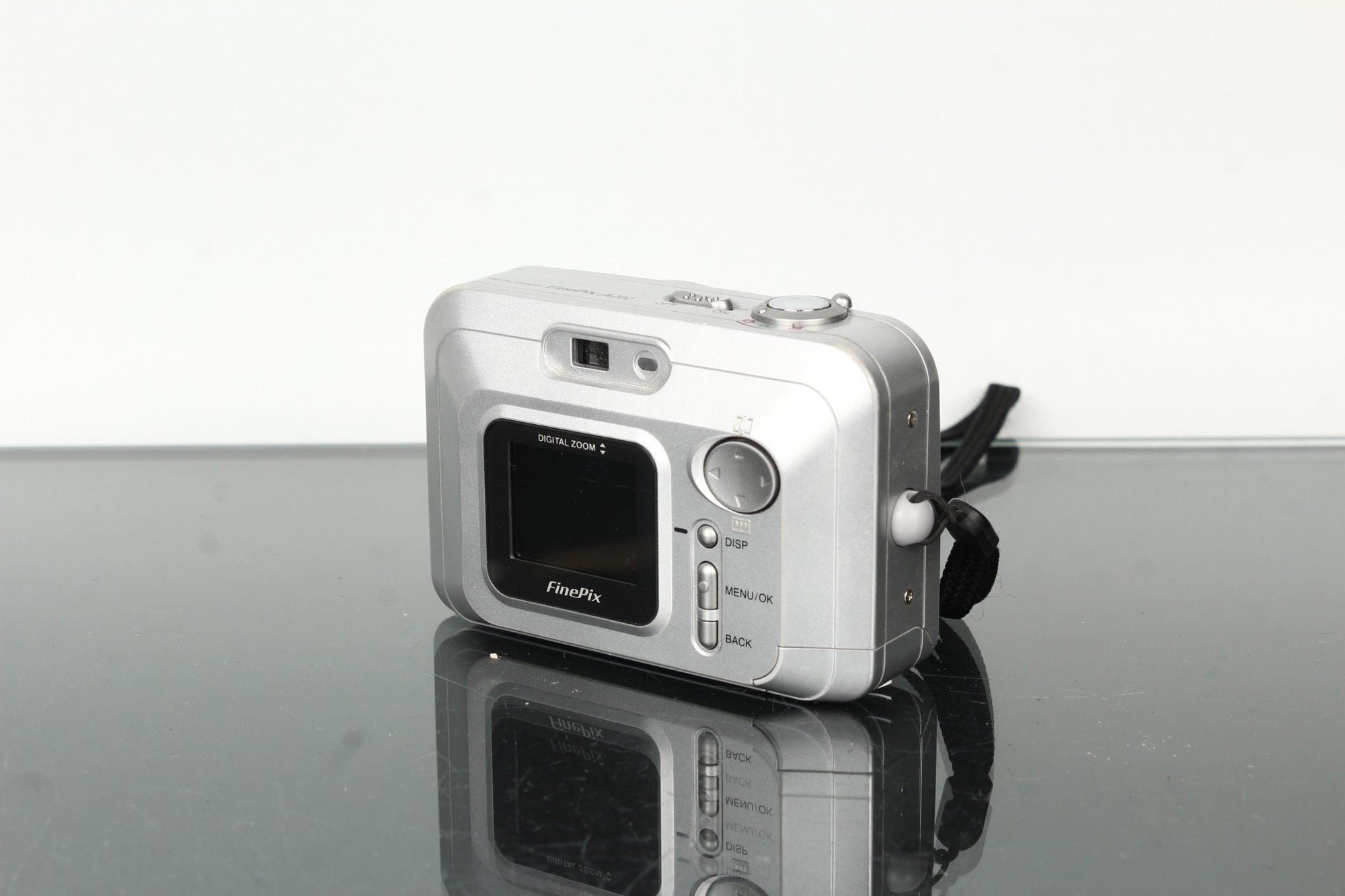 FUJIFILM FinePix A202 - Dutch|Thrift
