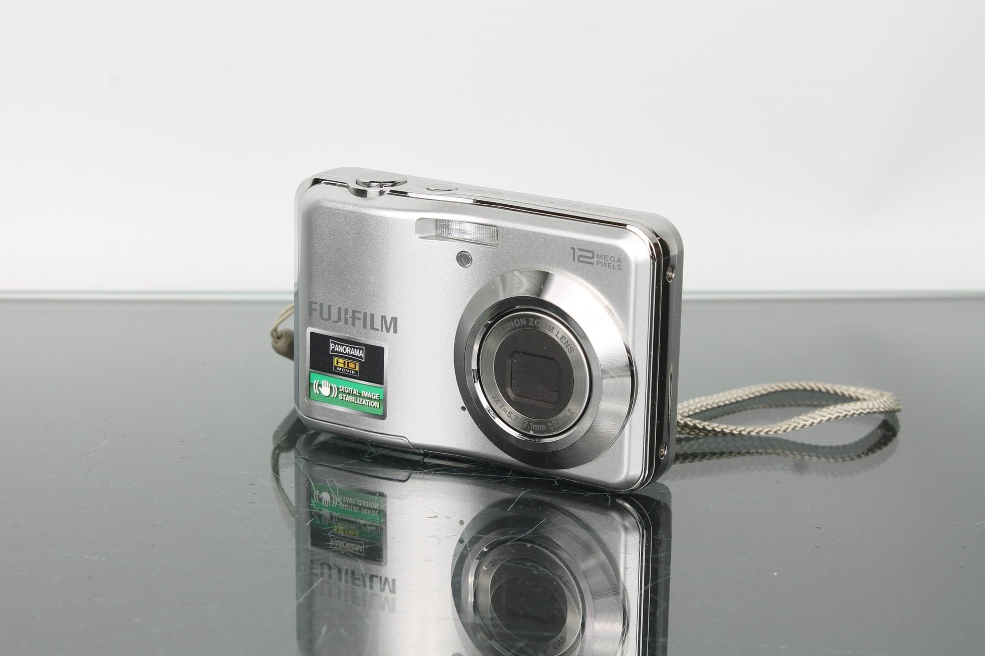 Fujifilm FinePix AV100 - Dutch|Thrift