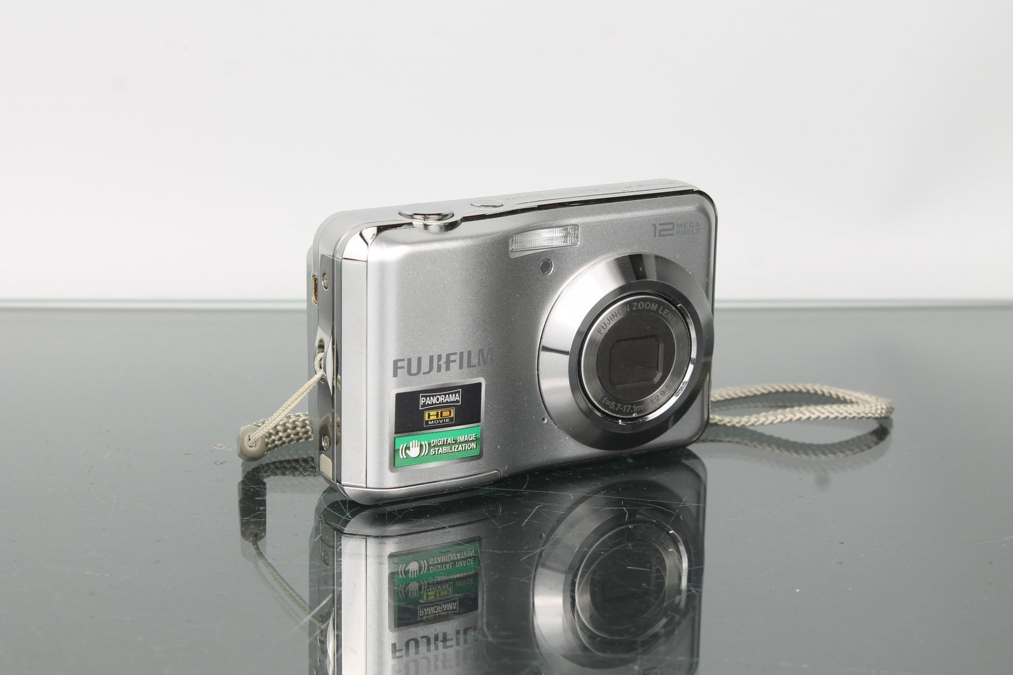 Fujifilm FinePix AV100 - Dutch|Thrift