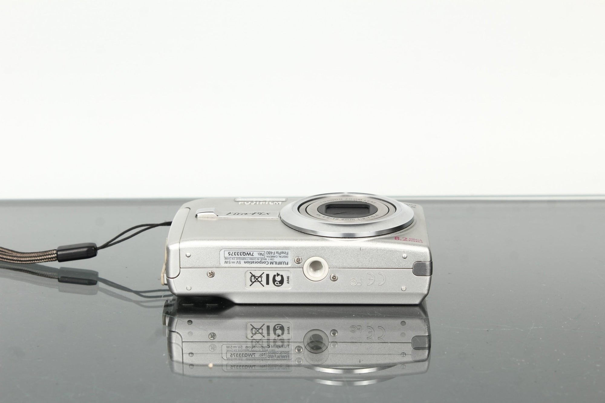 Fujifilm FinePix F480 - Dutch|Thrift