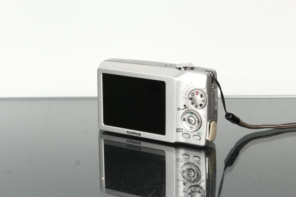 Fujifilm FinePix F480 - Dutch|Thrift