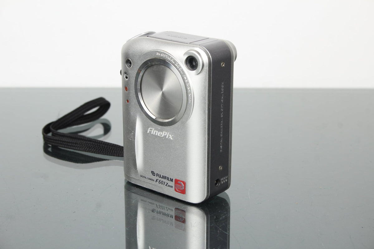 Fujifilm FinePix F601 Zoom - Dutch|Thrift