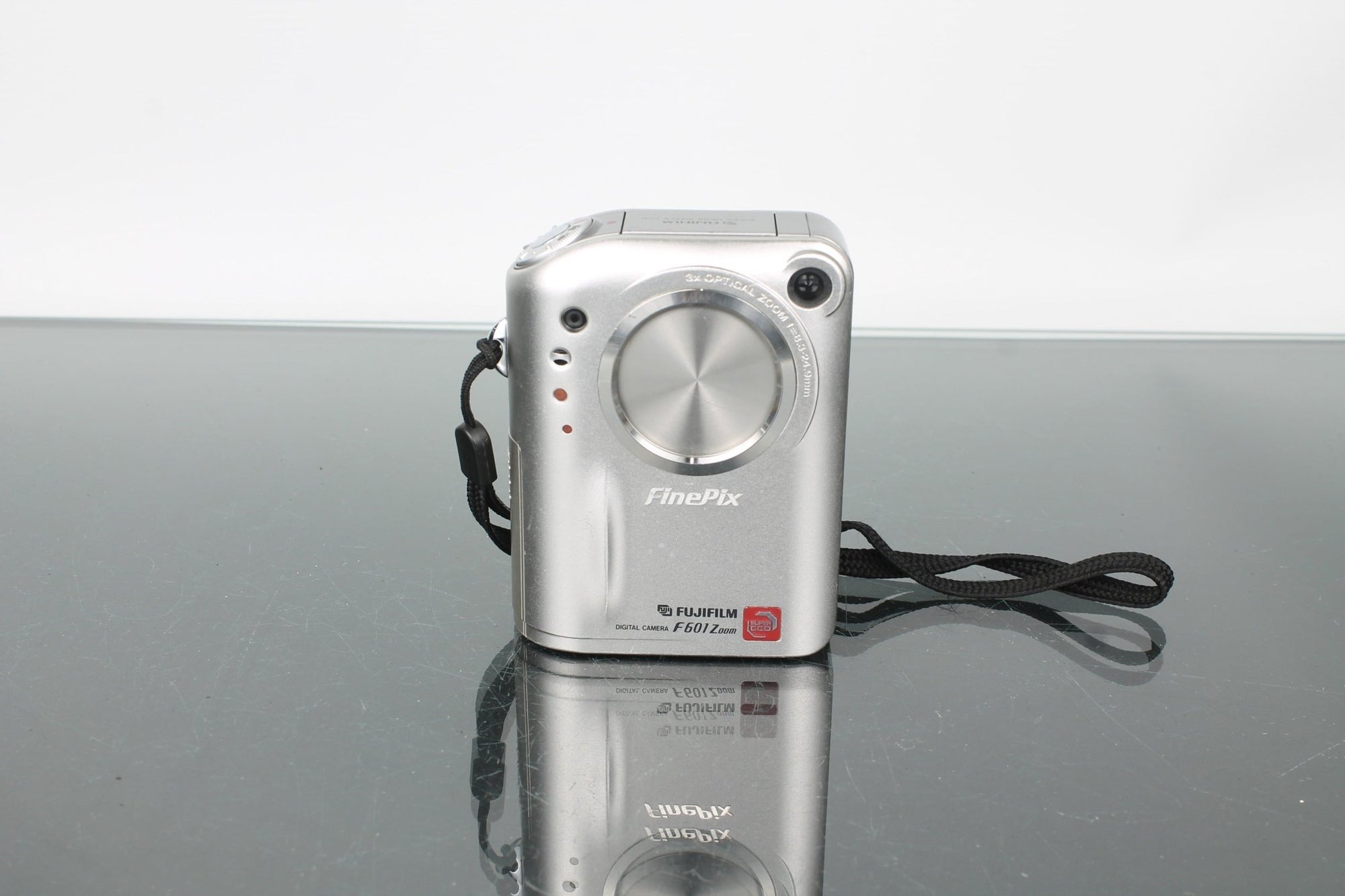 Fujifilm FinePix F601 Zoom - Dutch|Thrift