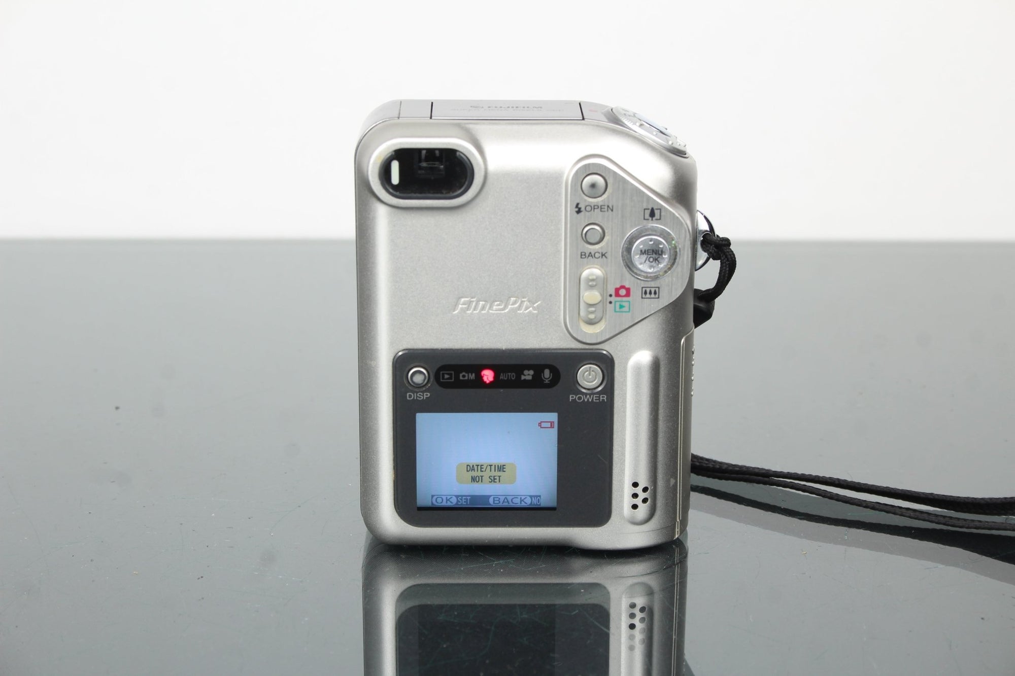 Fujifilm FinePix F601 Zoom - Dutch|Thrift