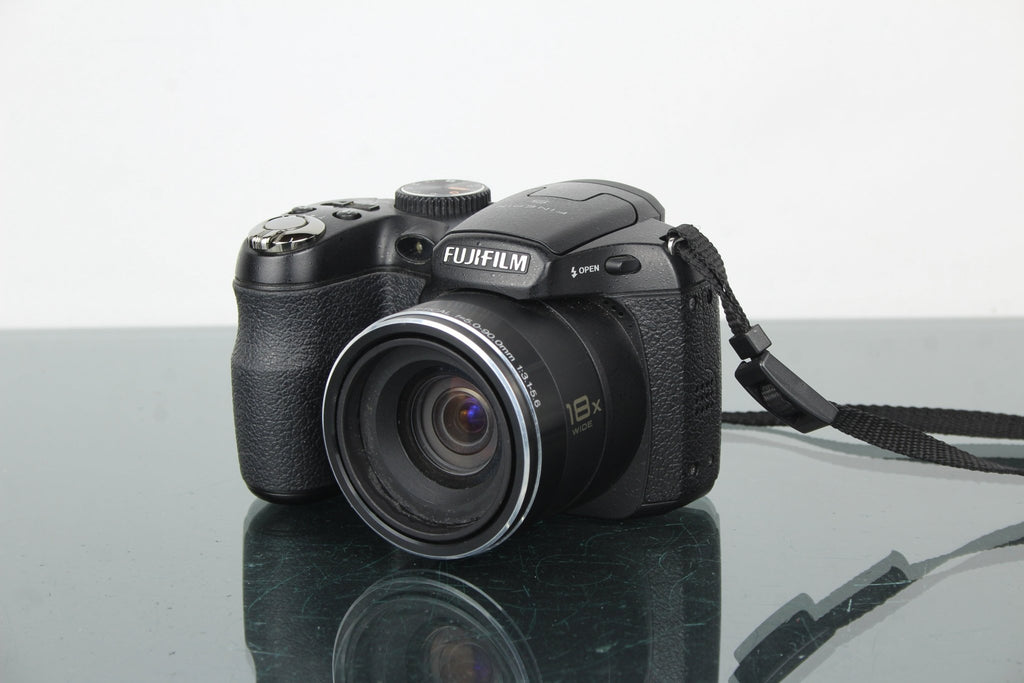Fujifilm Finepix S2500 HD - Dutch|Thrift
