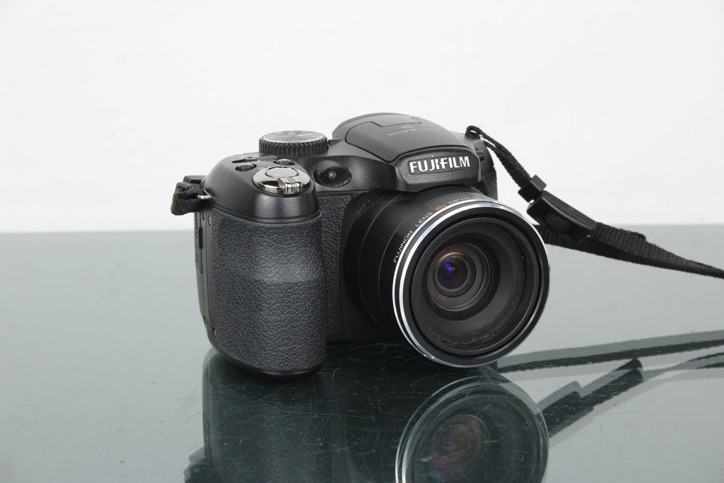 Fujifilm Finepix S2500 HD - Dutch|Thrift