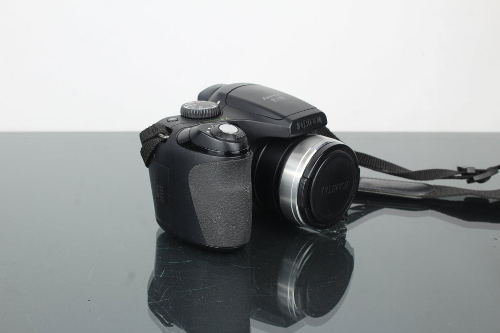 FujiFilm FinePix S5700 - Dutch|Thrift