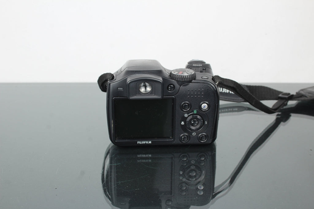 FujiFilm FinePix S5700 - Dutch|Thrift
