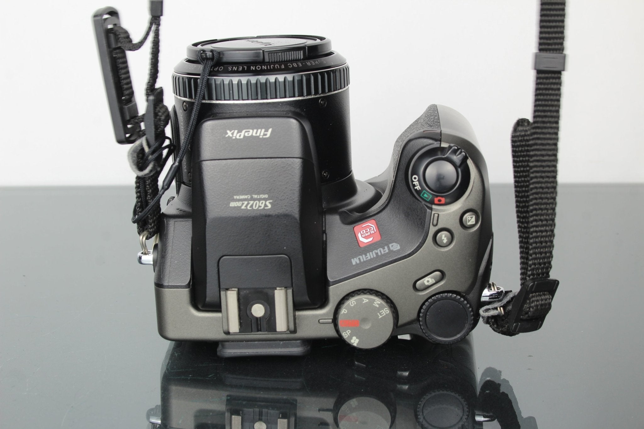 Fujifilm Finepix S602Z – Dutch|Thrift