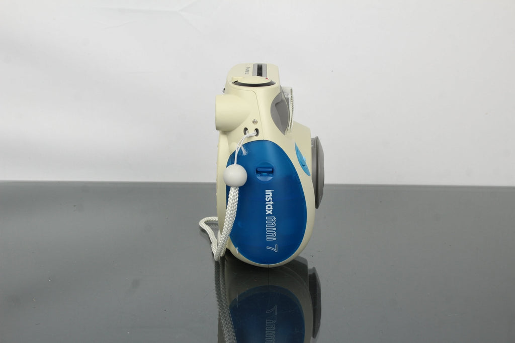 Fujifilm Instant Camera INSTAX Mini 7 - Dutch|Thrift