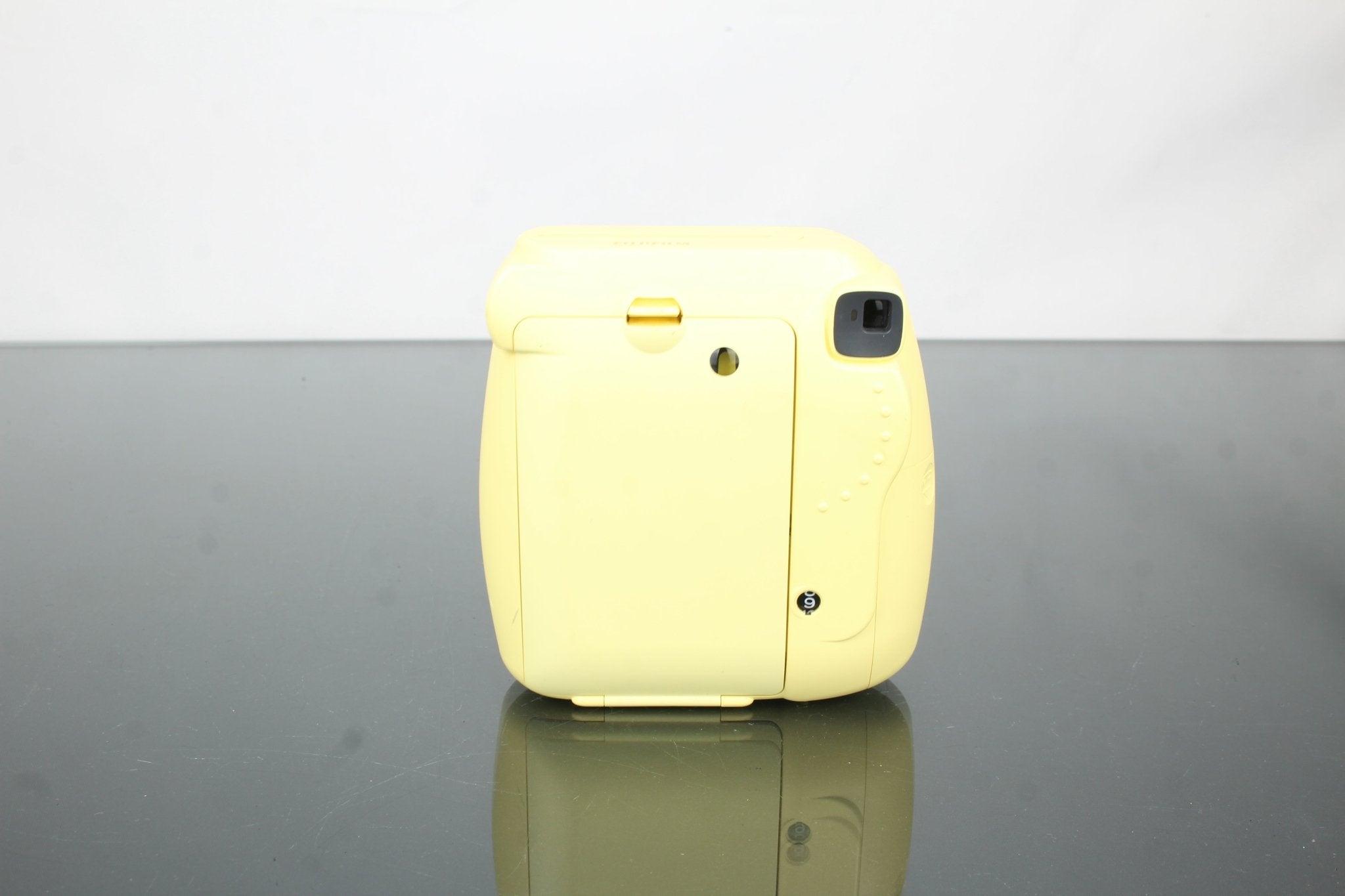 Fujifilm instax mini 8 yellow – Dutch|Thrift