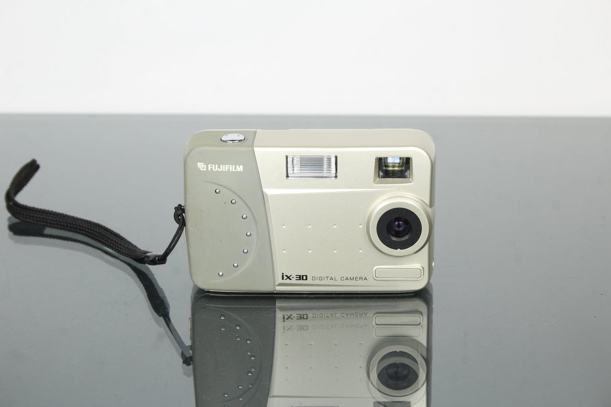 FujiFilm Ix - 30 - Dutch|Thrift