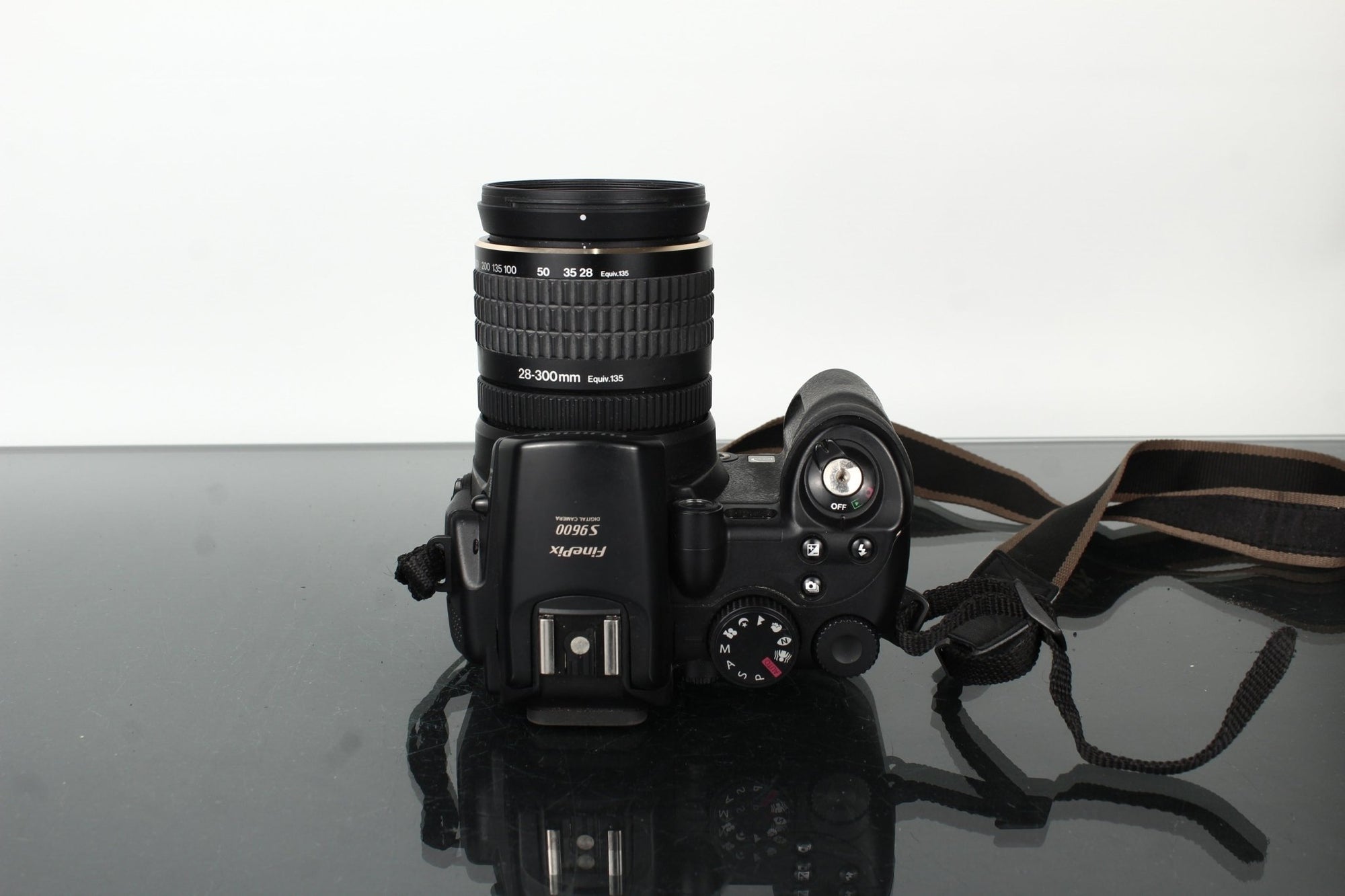 Fujifilm S9600 - Dutch|Thrift