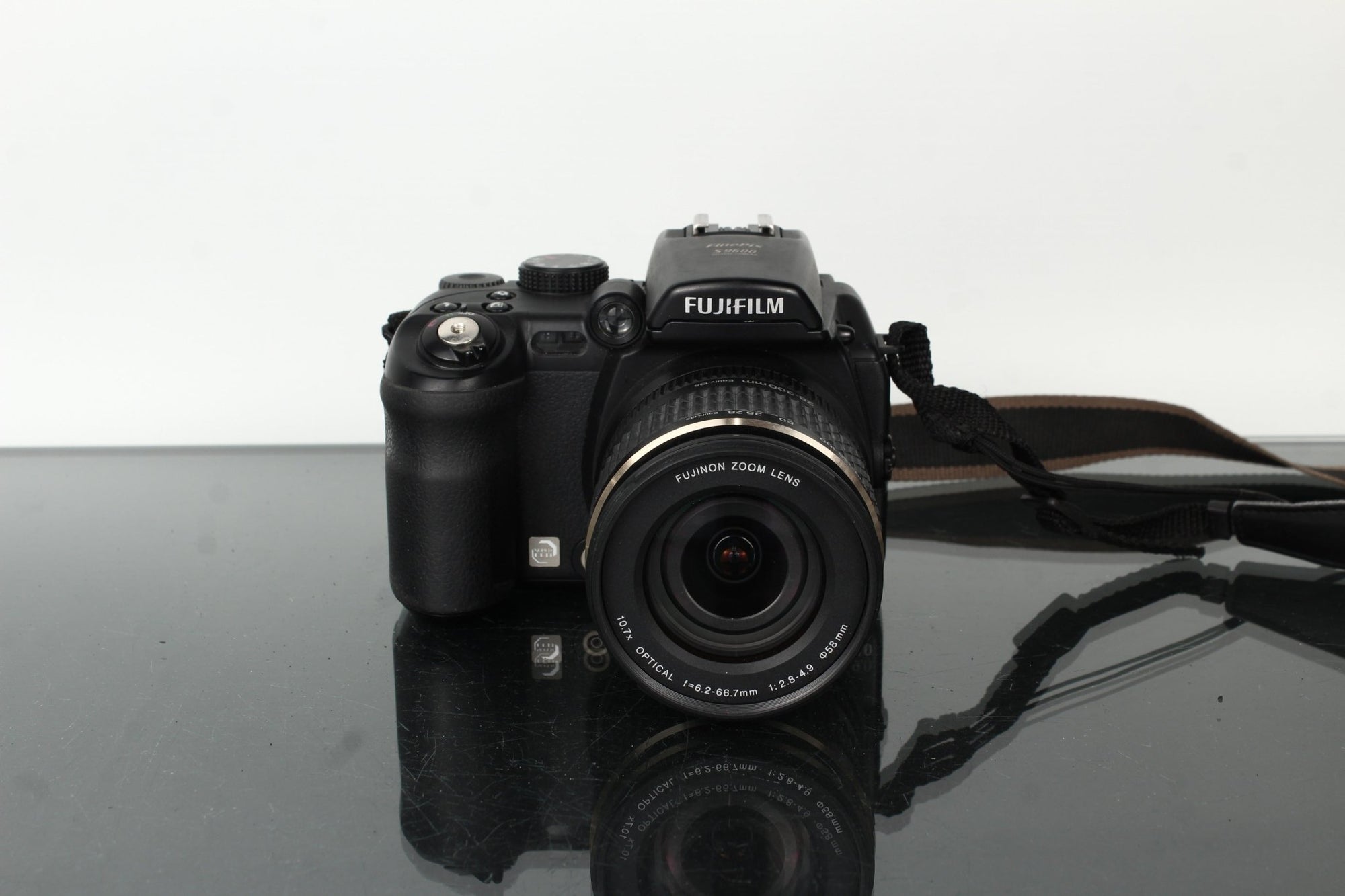 Fujifilm S9600 - Dutch|Thrift