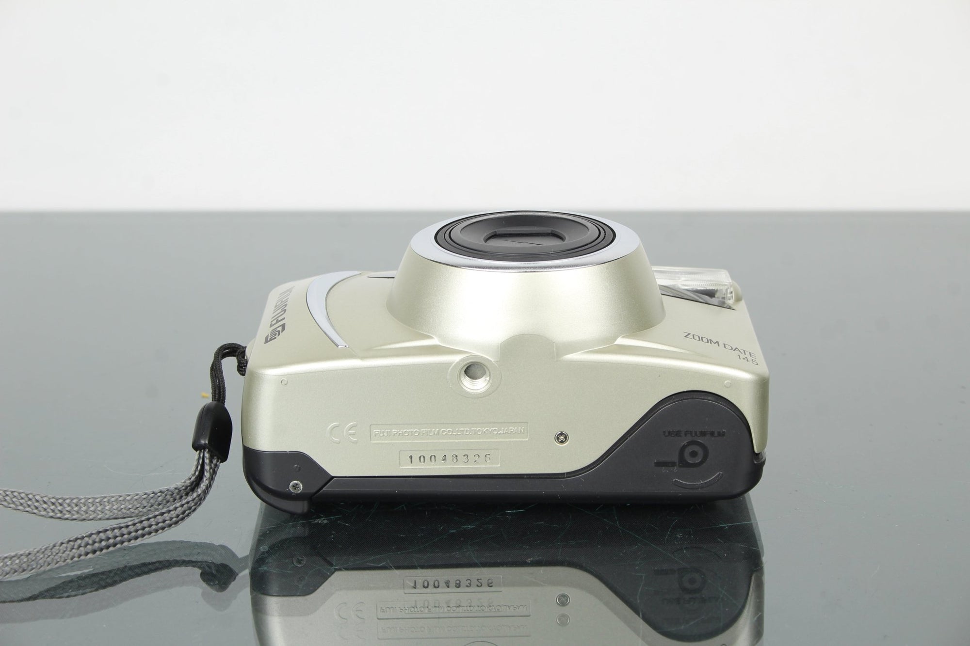 Fujifilm Zoom Date 145 - Dutch|Thrift