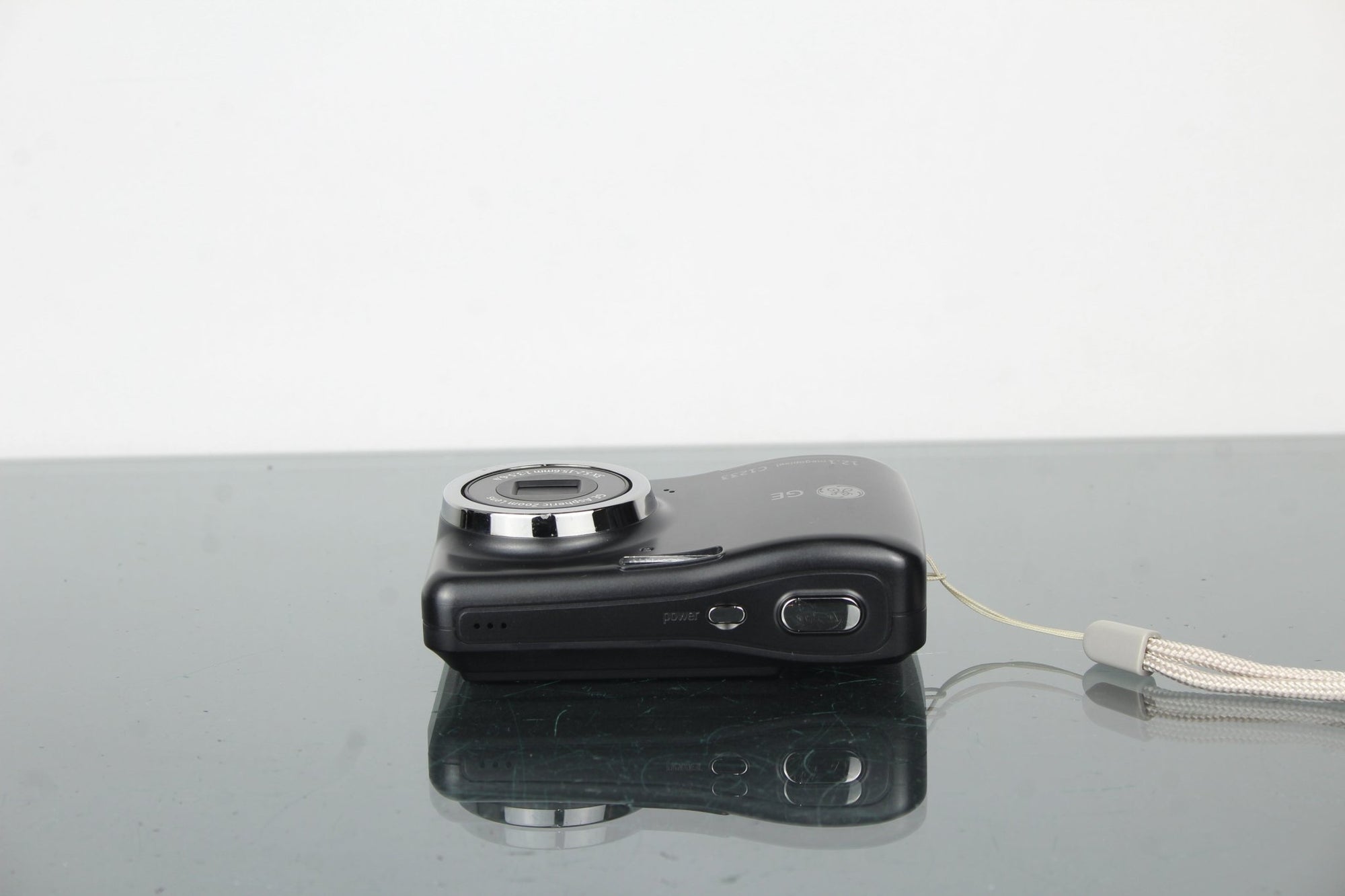 GE Digital Camera C1233 - Dutch|Thrift