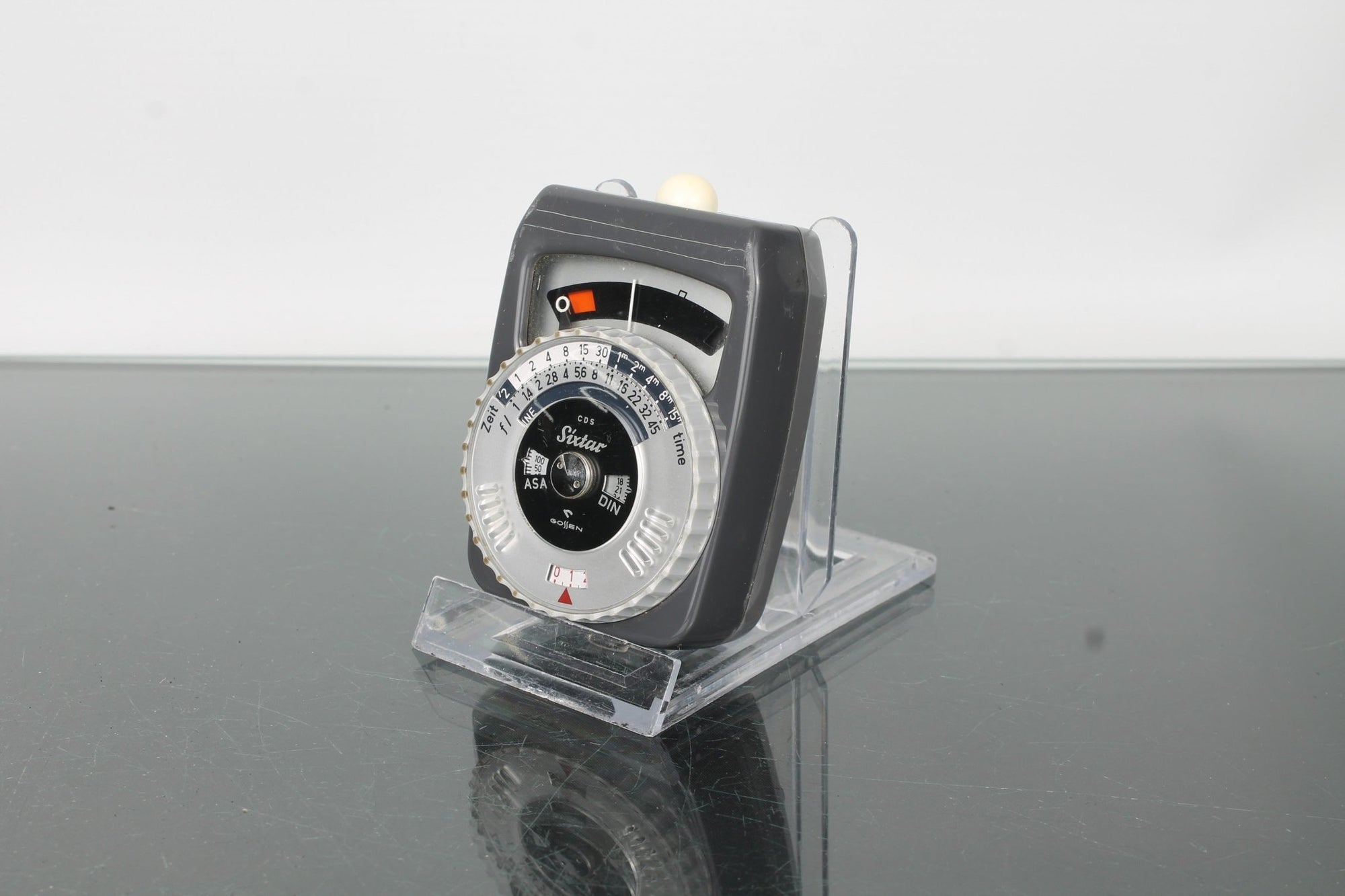 Gossen Sixtar Light Meter - Dutch|Thrift