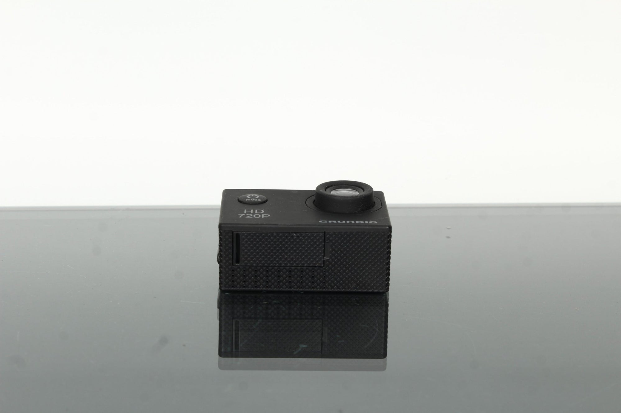 Grundig HD 720P Action Camera - Dutch|Thrift