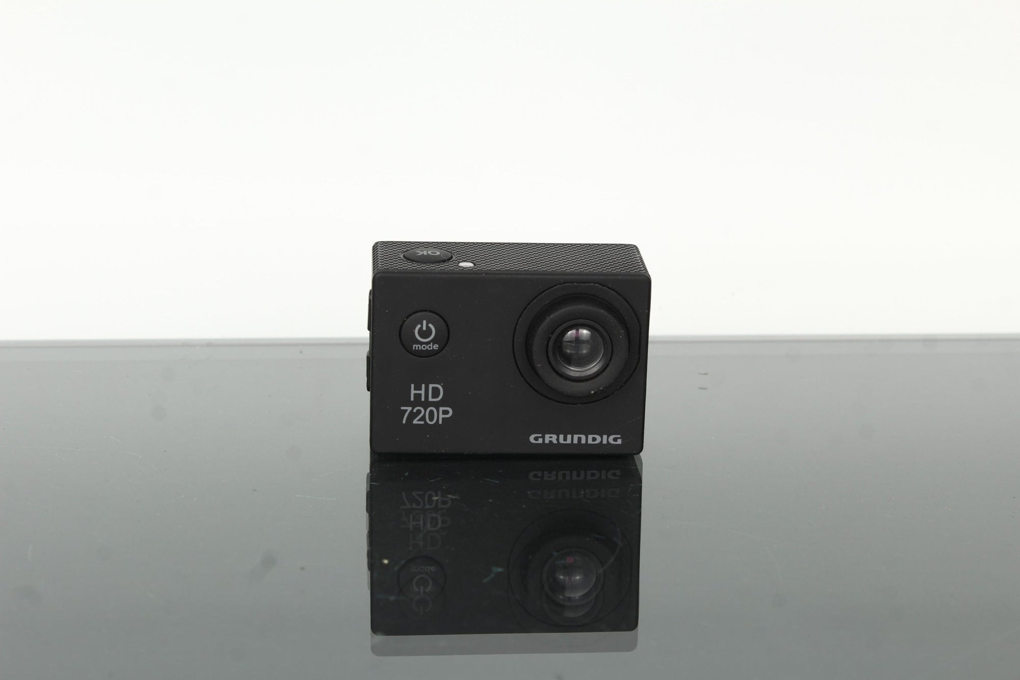 Grundig HD 720P Action Camera - Dutch|Thrift