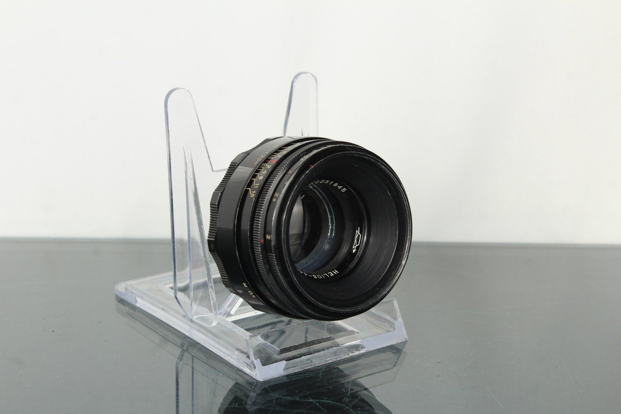 Helios 44 - 2 58mm f/2 - Dutch|Thrift