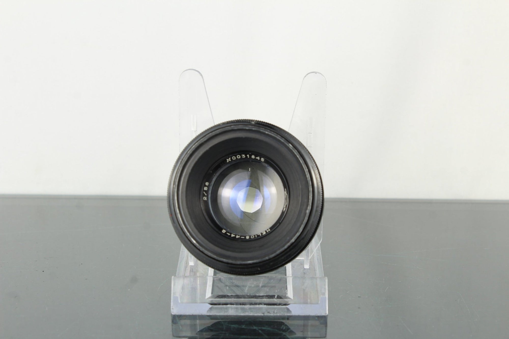 Helios 44 - 2 58mm f/2 - Dutch|Thrift