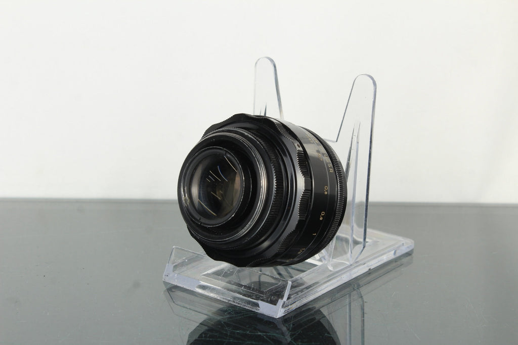 Helios 44 - 2 58mm f/2 - Dutch|Thrift