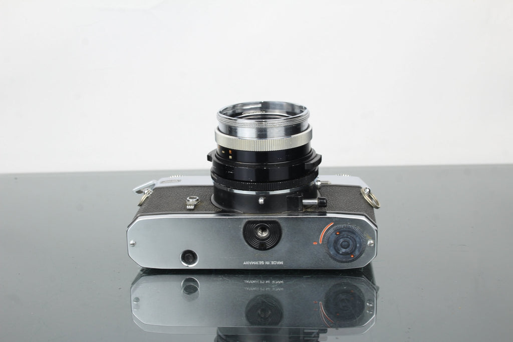 Icarex 35S BM + Tessar 50mm f/2.8 lens - Dutch|Thrift