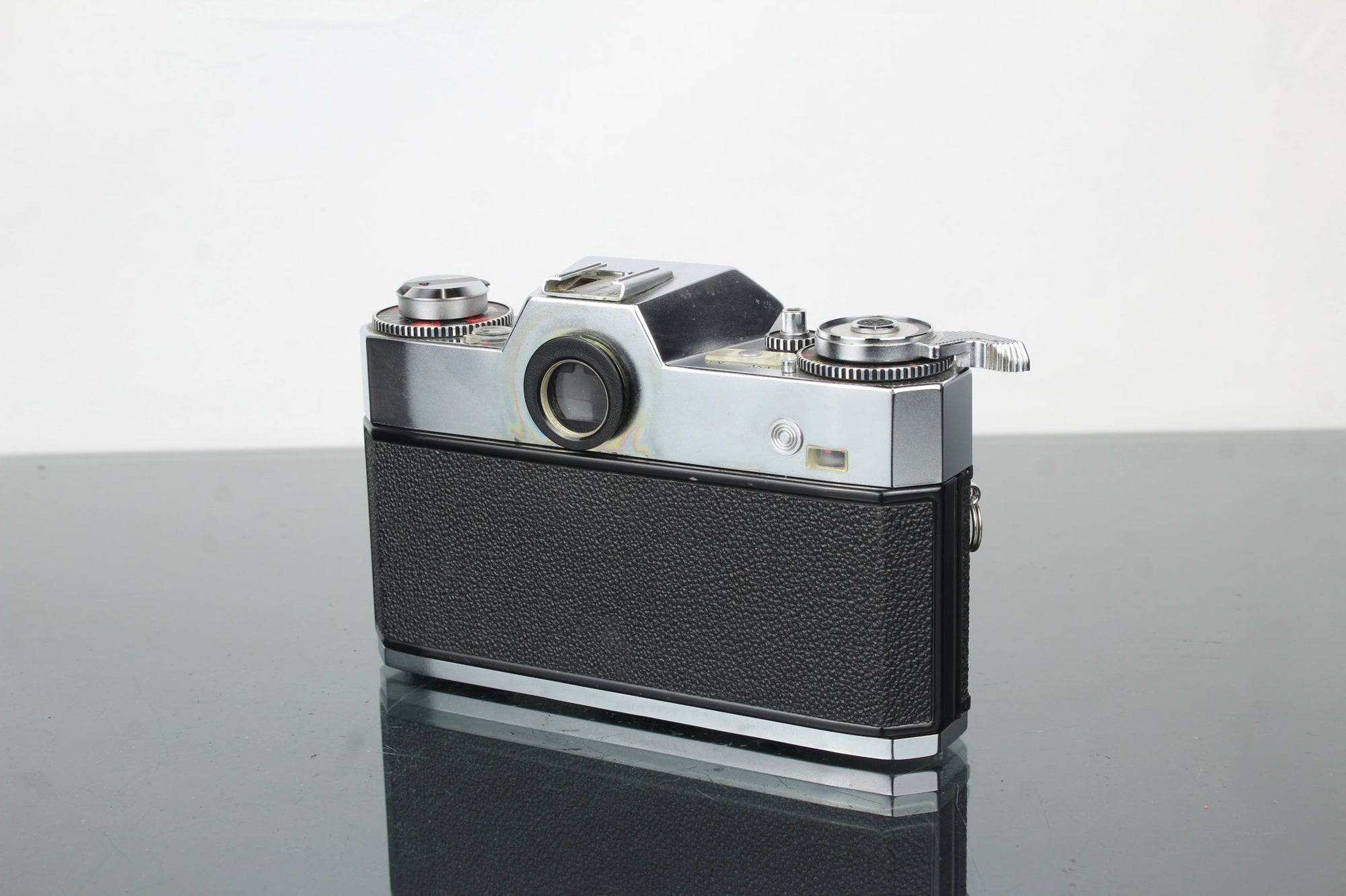 Icarex 35S BM + Tessar 50mm f/2.8 lens - Dutch|Thrift