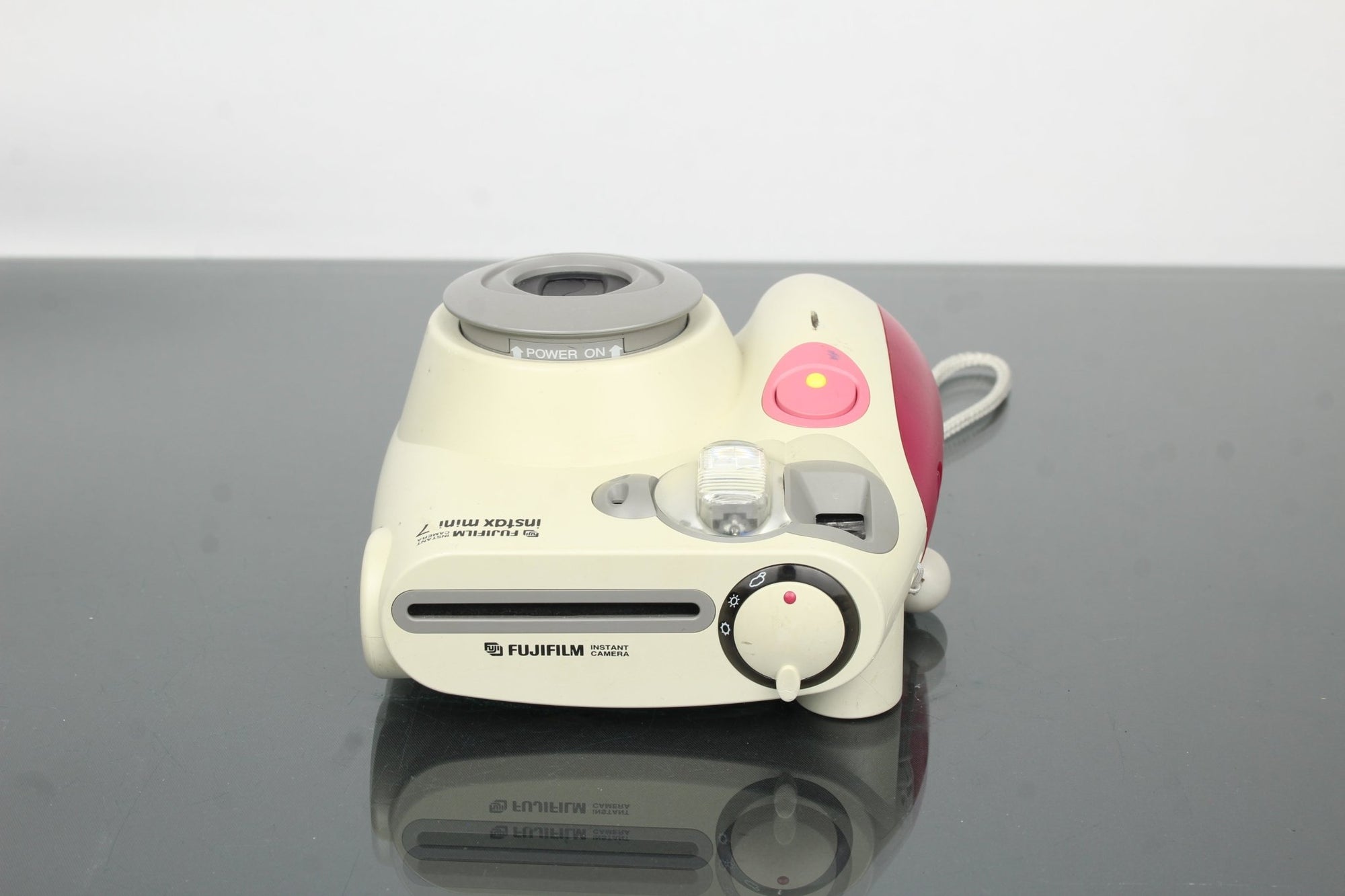 Mini Instax Camera Red Light Blinking FUJIFILM Instax Mini 7+ Instant Film Camera Coral