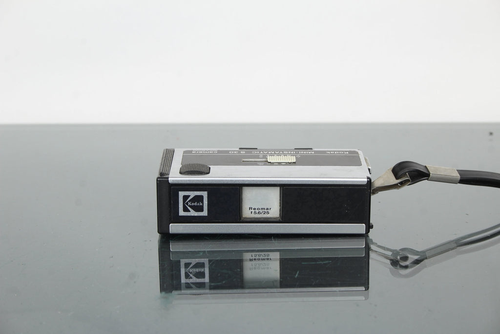 Kodak Mini Instamatic S30 - Dutch|Thrift