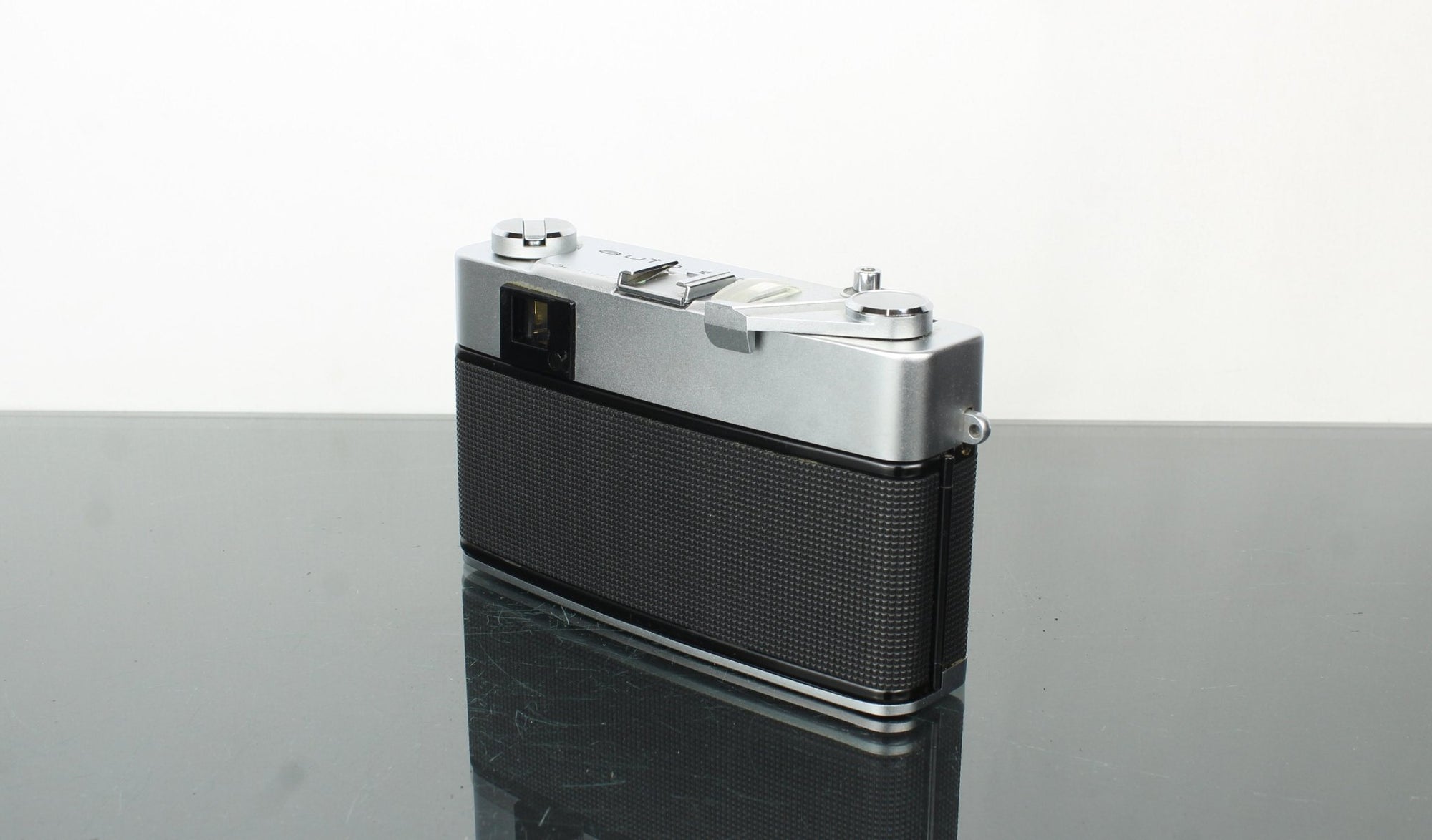 Konica Auto 52 Hexanon F1.8 - Dutch|Thrift