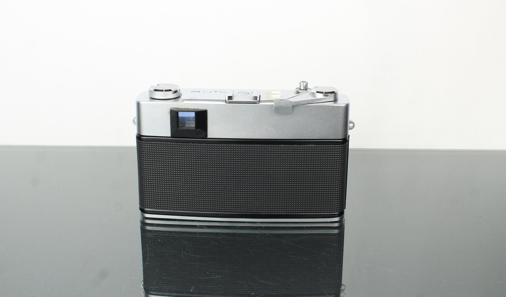 Konica Auto 52 Hexanon F1.8 - Dutch|Thrift