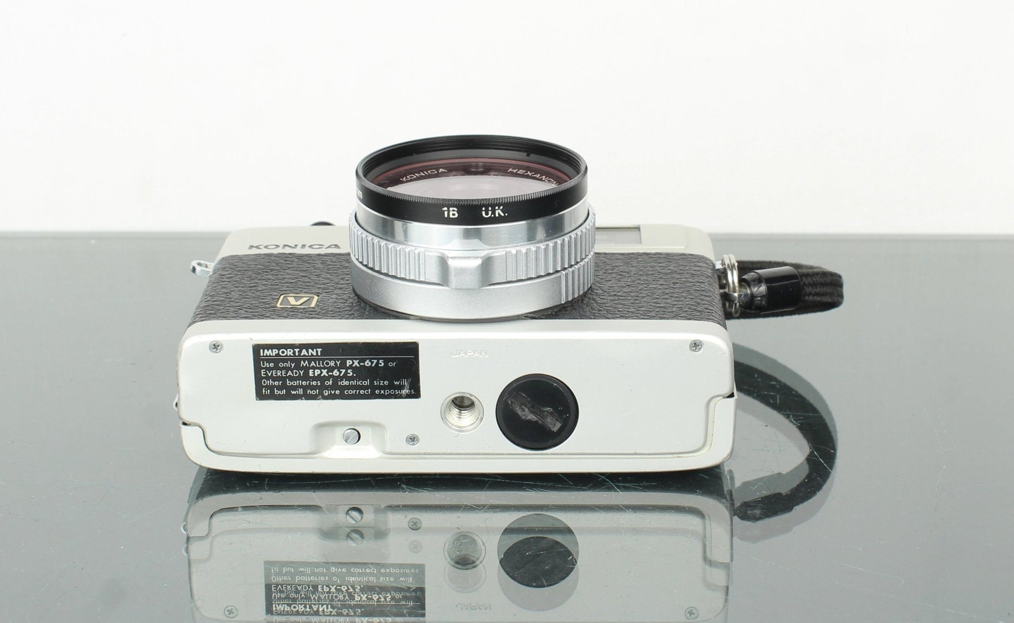 Konica C35 - Dutch|Thrift