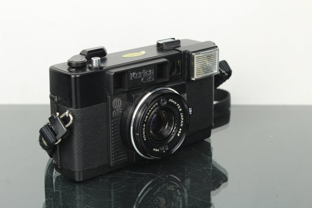 Konica C35 AF - Dutch|Thrift