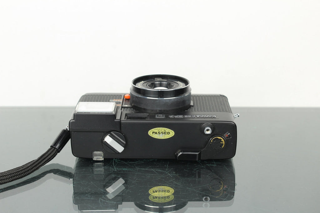 Konica C35 EF P - Dutch|Thrift